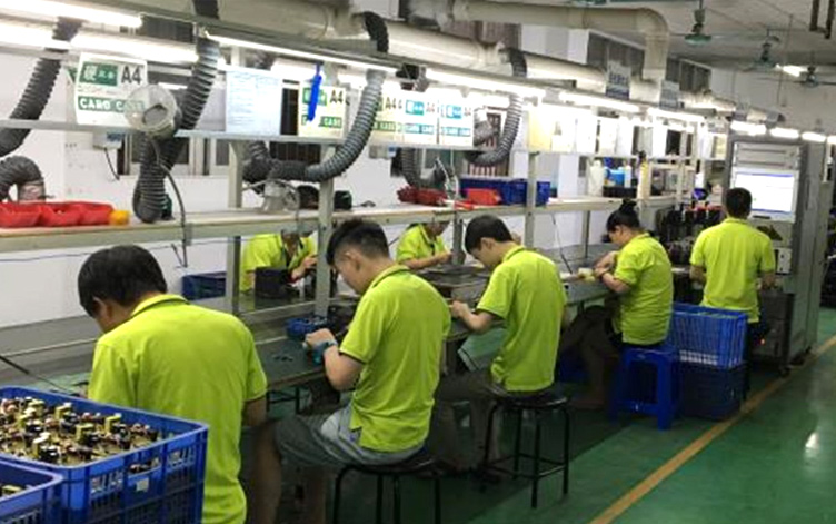 強(qiáng)大的技術(shù)團(tuán)隊(duì)